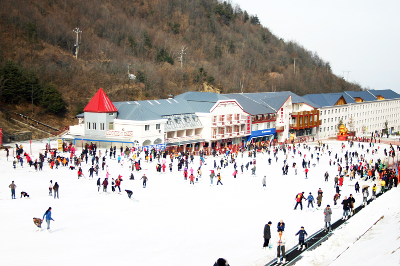 河南洛陽伏牛山滑雪場(chǎng)